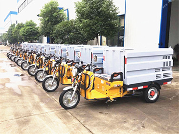 電動(dòng)三輪高壓清洗車(chē)