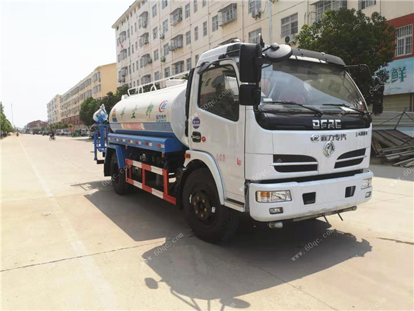 東風(fēng)福瑞卡抑塵車發(fā)陜西西安成功交車！